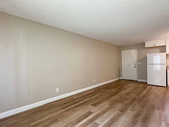 3rd image of 5622 University Ave APT 6