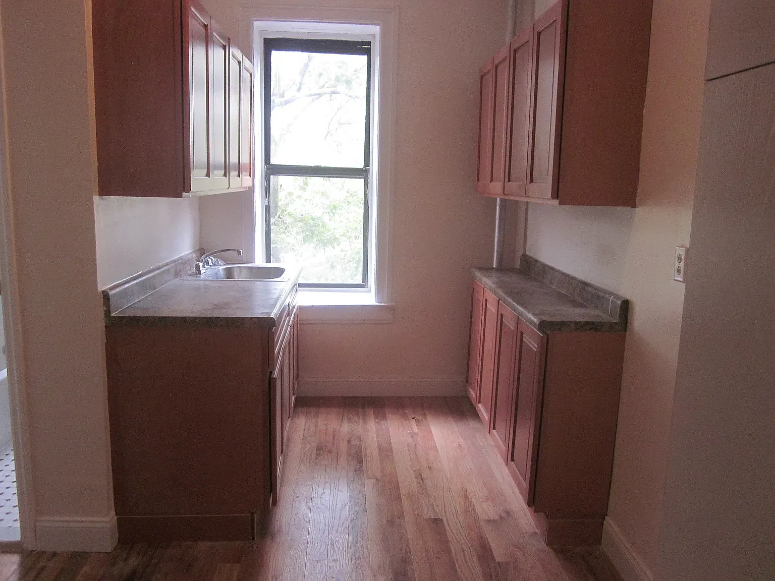204 Ross Street — Photo 1