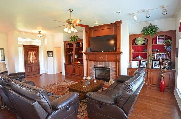 3rd image of 2808 Misty Lake Ct