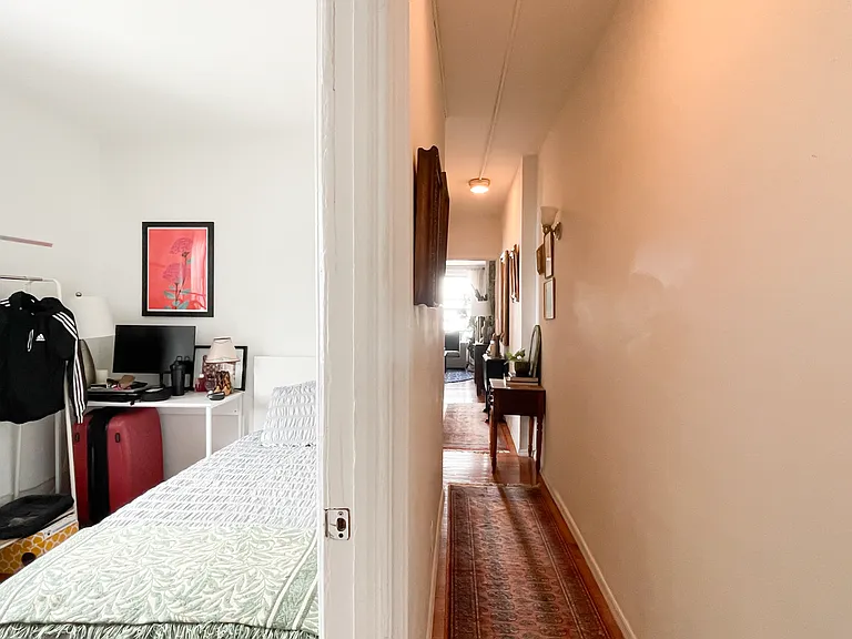 312 W 20th St #6A — Photo 8