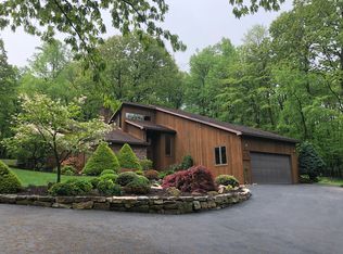 1817 Roberts Valley Rd, Harrisburg, PA 17110