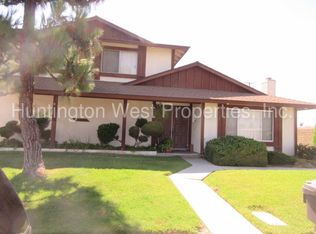 16501 Regina Cir APT 4, Huntington Beach, CA 92649