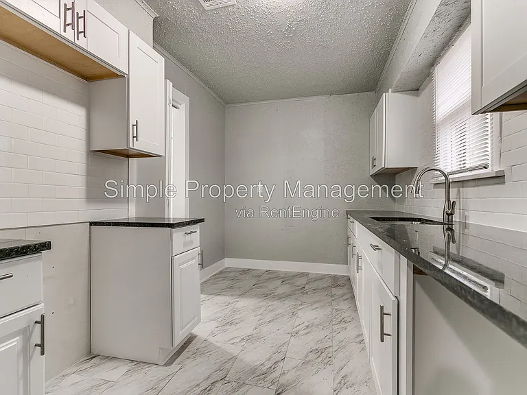 1728 NE Euclid St — Photo 11