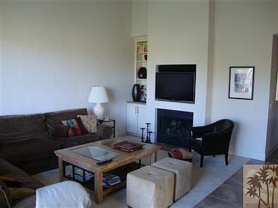 4th image of 76224 Honeysuckle Dr