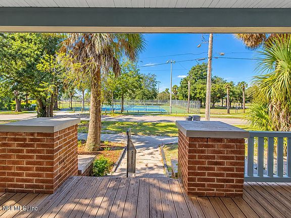 2nd image of 1443 BOULEVARD