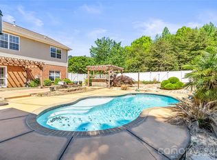 1758 Newland Rd, Denver, NC 28037