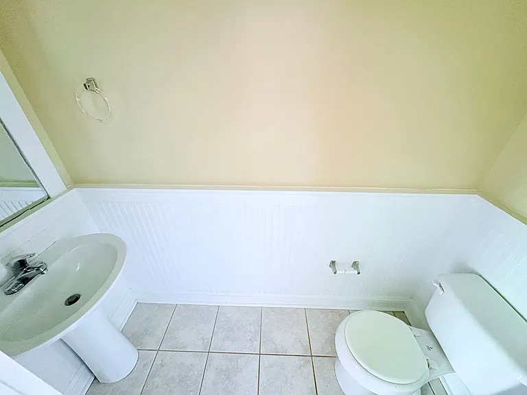 833 Old Greenville Hwy #223 — Photo 9