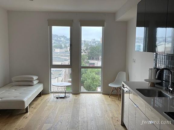 2nd image of 388 Fulton St Unit 506