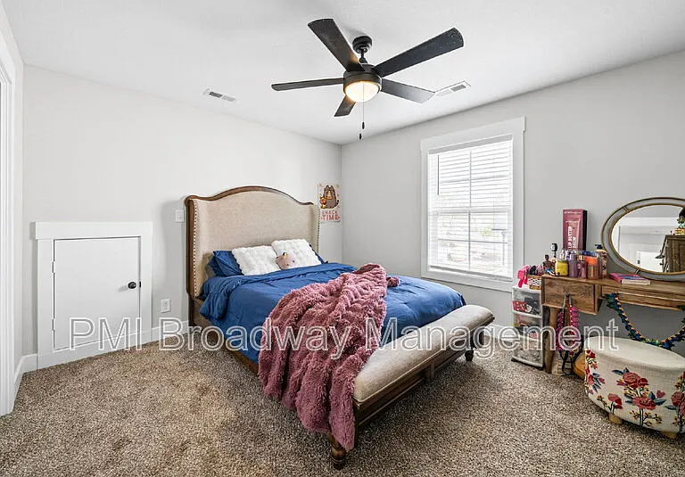 181 Sherlock Dr — Photo 18