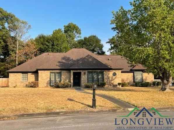 121 Trailwood Cir, Lufkin, TX 75904