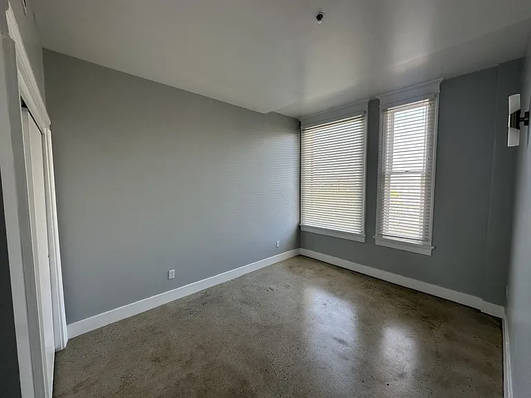 New Grand Apartments — Photo 62