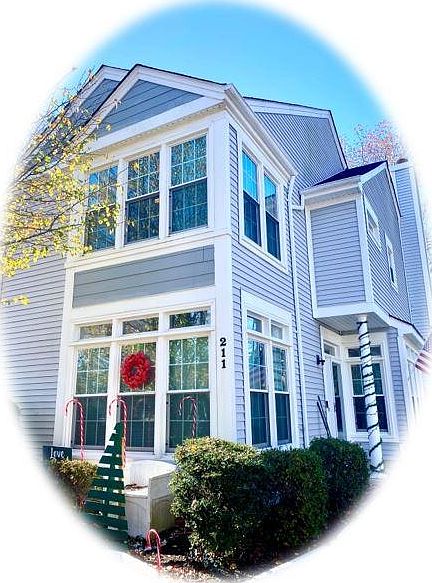 1st image of 211 Appaloosa Dr