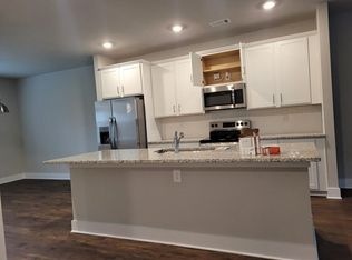 450 Wood Duck Ct, Suwanee, GA 30024