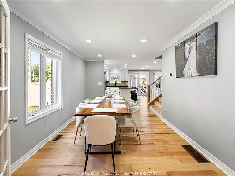 1376 Lakeview Ave — Photo 8