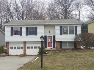 6460 Kimberly Dr, Garfield Heights, OH 44125