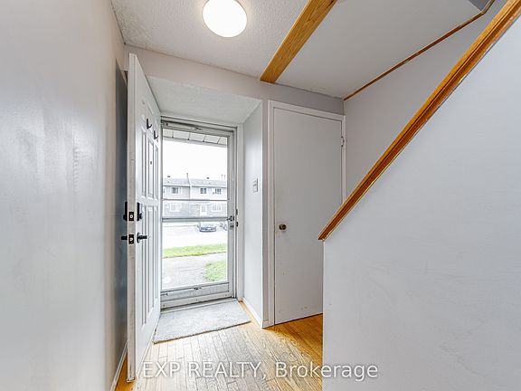 2nd image of 1480 Heatherington Rd #L