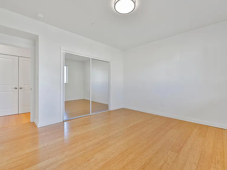 67 Parkridge Dr — Photo 10
