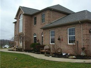 890 Worth Ave, Washington, PA