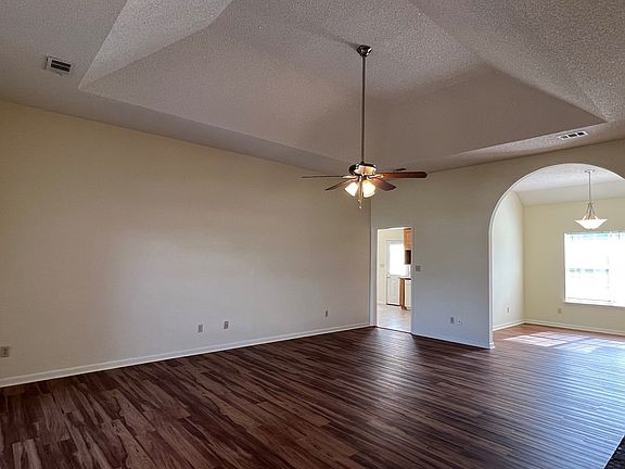 3rd image of 3458 Burkardt Dr