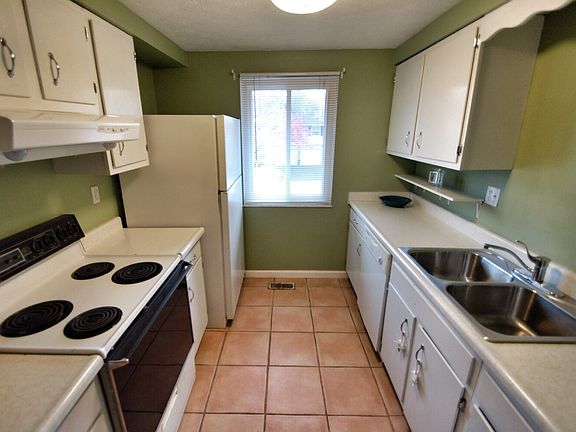 5th image of 1701 Mars Hill Dr