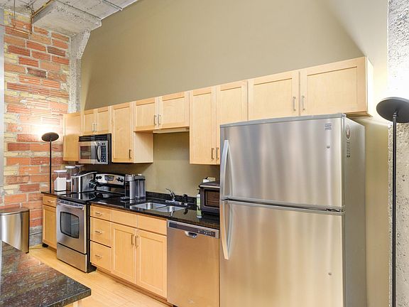5th image of 521 7th St S #322