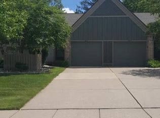4917 Gull Rd #65, Lansing, MI 48917