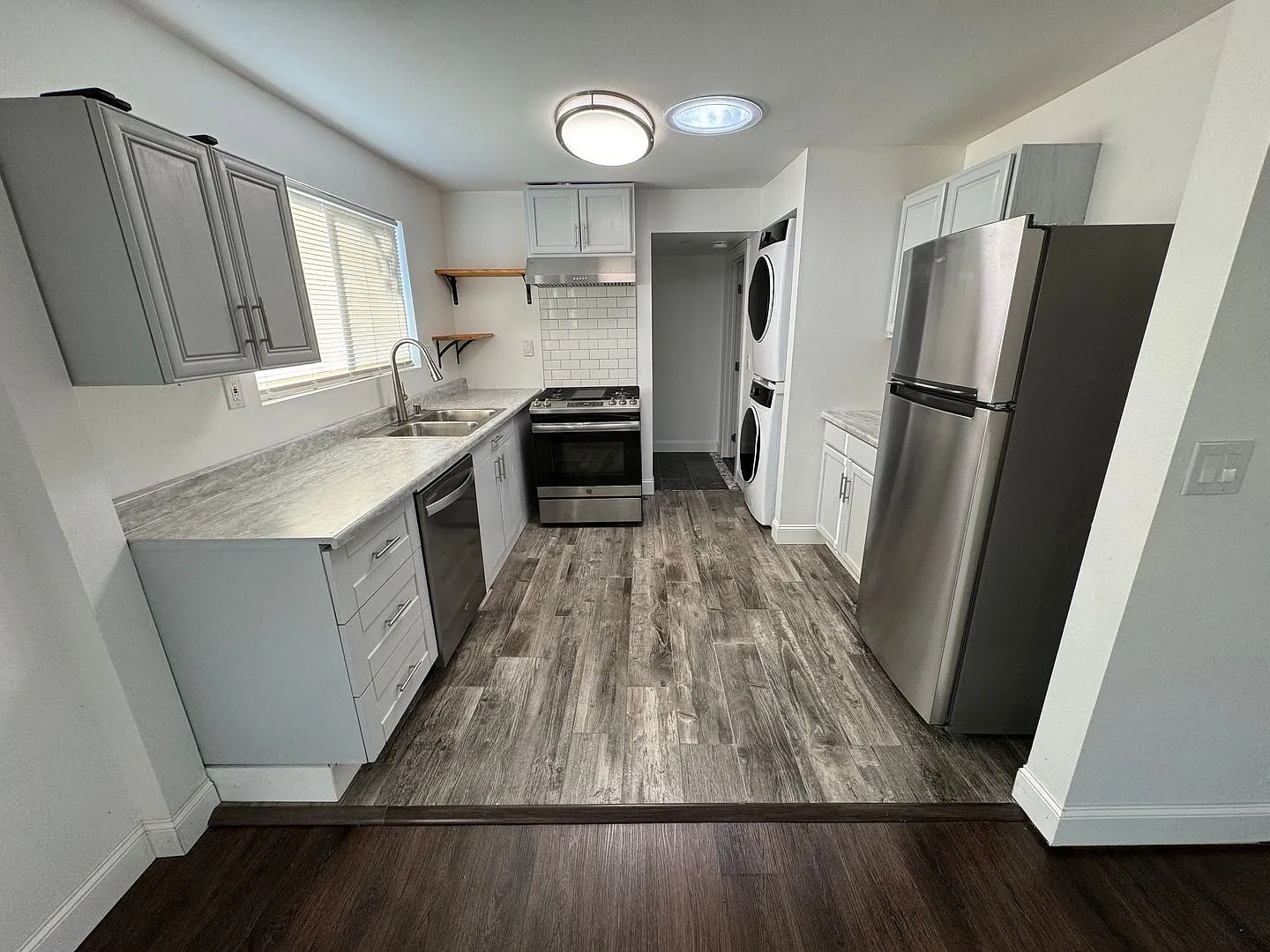 Fully Renovated 3BR Home | New HVAC + Washer/Dryer + Stainless Appliances | Designer Finishes | O... — Photo 4