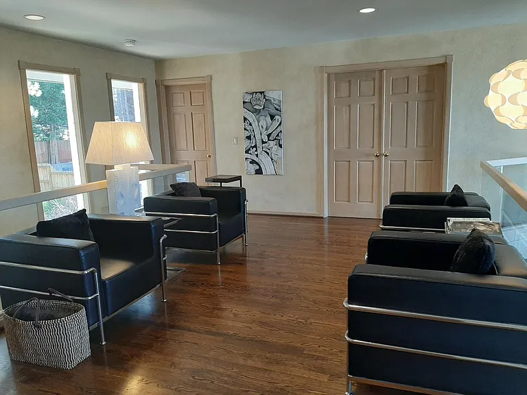 1055 Skyland Dr — Photo 22
