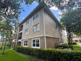 140 SW 117th Ave
