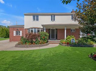 153 Patton Blvd, New Hyde Park, NY 11040