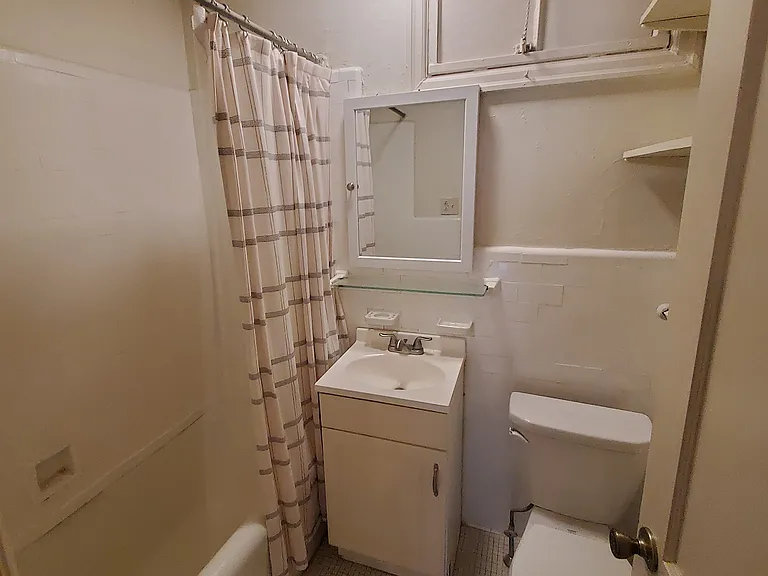 122 Argyle Rd — Photo 13