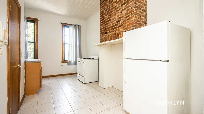 Rented by Nooklyn NYC LLC | media 40