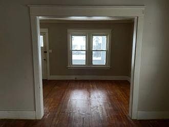 4th image of 248 72nd St