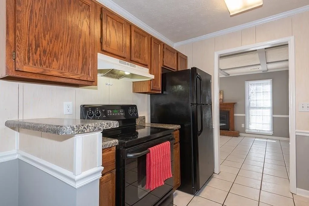 2 bed, 2.5 bath, 1256 sqft, $1,875 — Photo 3