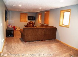 101 E 35th St, Sioux Falls, SD 57105