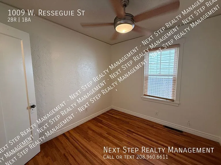 1009 W Resseguie St — Photo 10