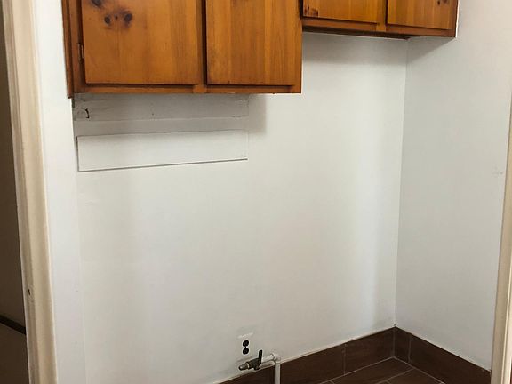 4th image of 3901 Gertrude St