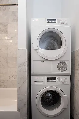 Rented by OGI Management | media 7