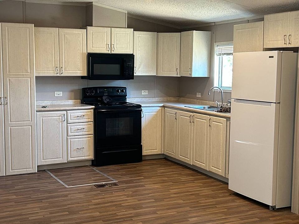 1st image of 400 29th Ave #40