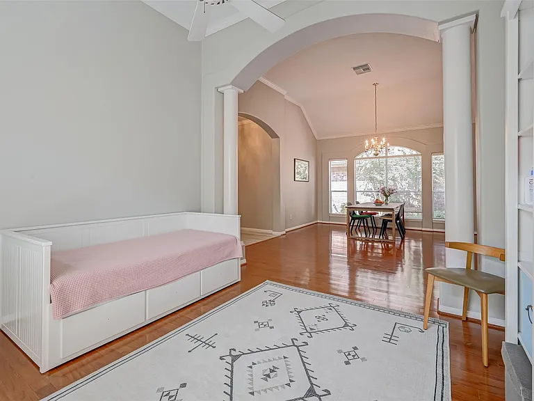 1107 Parkhaven Ln — Photo 16