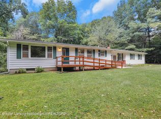 11255 N Alger Rd, Alma, MI 48801