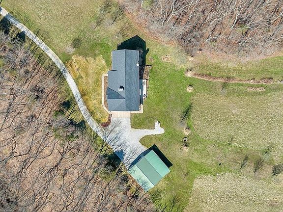 3rd image of 4639 W Rock Creek Rd