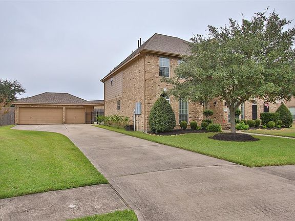 3rd image of 1329 Riverrock Ct