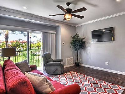 Deluxe condo at Lacosta