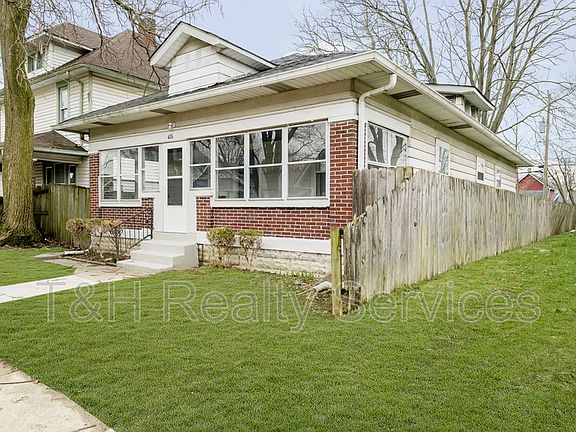 2nd image of 426 N Grant Ave