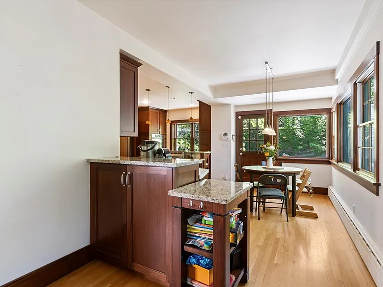 1442 E Federal Way — Photo 10