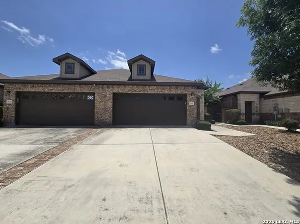 685 Creekside Cir, New Braunfels, TX 78130