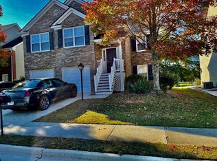 1063 Hawthorn Ln, Grayson, GA 30017