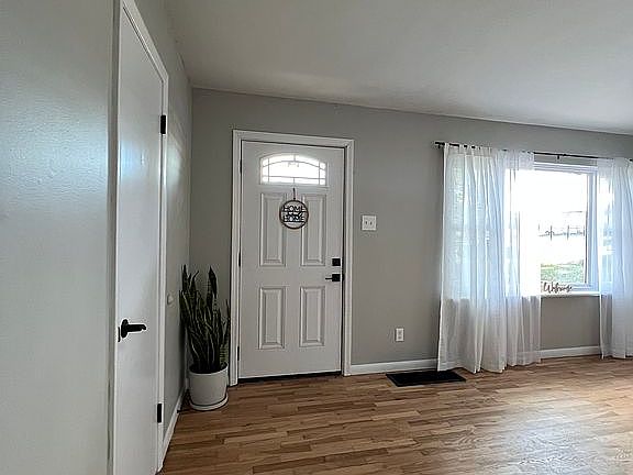 Beautiful oak floors
