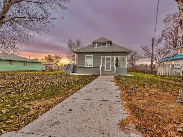 223 W Blvd, New Plymouth, ID 83655